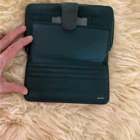 Buxton Dark Green Leather Tri-Fold Checkbook Wallet - Picture 4 of 6